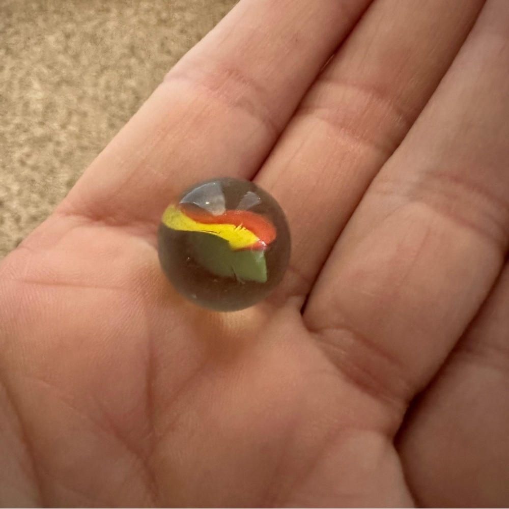 Traditional Glass‎ Marbles Lot of 35 With Tin - Picture 9 of 10